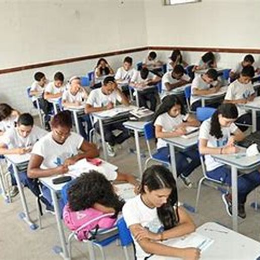 Alunos terão reposição das aulas durante o recesso de Julho