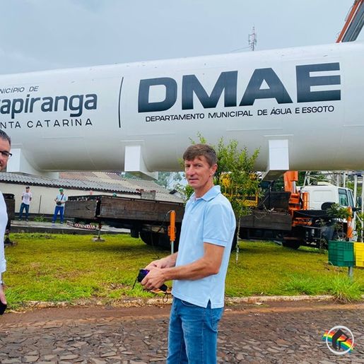 Bairro de Itapiranga recebe novo reservatório de água