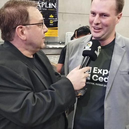 ExpoCedro é um sucesso absoluto e encerra a primeira noite com show de César e Paulinho