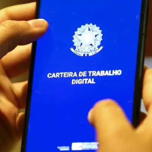 Sindicatos comemoram mudança de regra para comércio em feriados; oposição critica