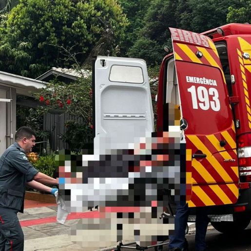 PM prende homem suspeito de invadir casa e agredir idosa em SMOeste