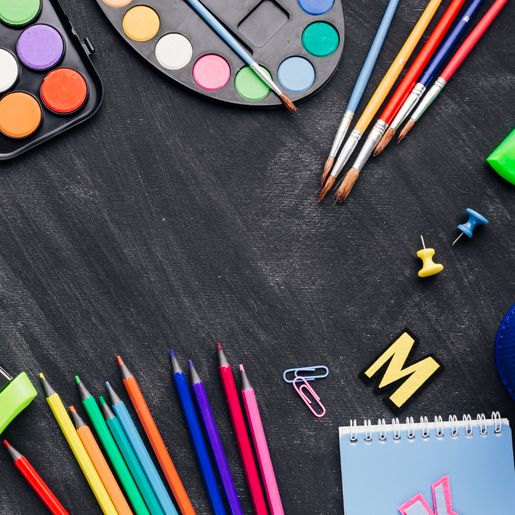 Pesquisa de preços de materiais escolares aponta variação de mais de 200%