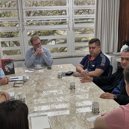 Prefeito de SJCedro e ECAD alinham práticas sobre direitos autorais em eventos musicais