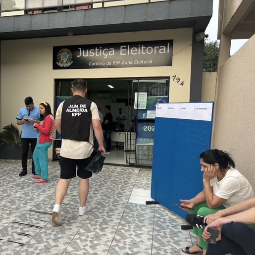 Chegam as primeiras mídias no cartório eleitoral de Campo Erê para apuração dos votos
