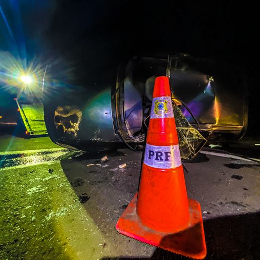 Veículo capotado é encontrado abandonado na BR-282 entre SMO e Paraíso