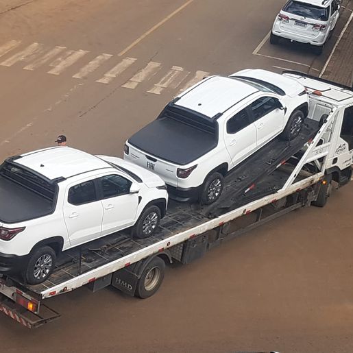 Secretarias recebem novos veículos com investimento de R$ 215 mil