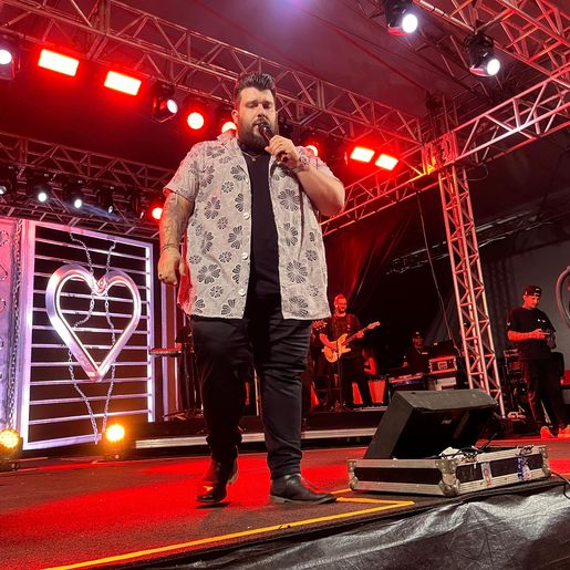 Show de Panda reúne mais de 10 mil pessoas na Faismo 2025