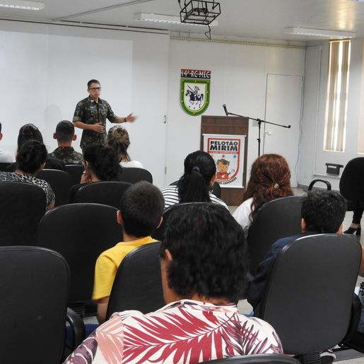 Pelotão Mirim teve aula inaugural nesta quinta-feira (2)