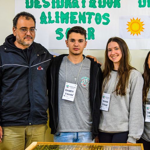 EEB São Miguel sedia fase regional da Feira de Ciências e Tecnologia