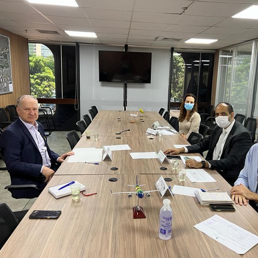 Prefeito solicita adesão de SMOeste ao Plano Aeroviário Nacional