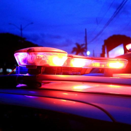 Com COVID-19, mulher é flagrada indo à farmácia e sorveteria em Paraíso