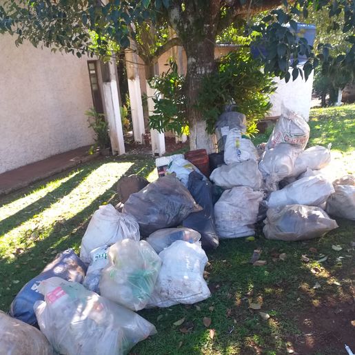 Mais de 15 toneladas de lixo são recolhidas no interior de Descanso