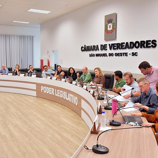 Câmara de São Miguel do Oeste aprova uso de equipamento de saúde em regime de urgência