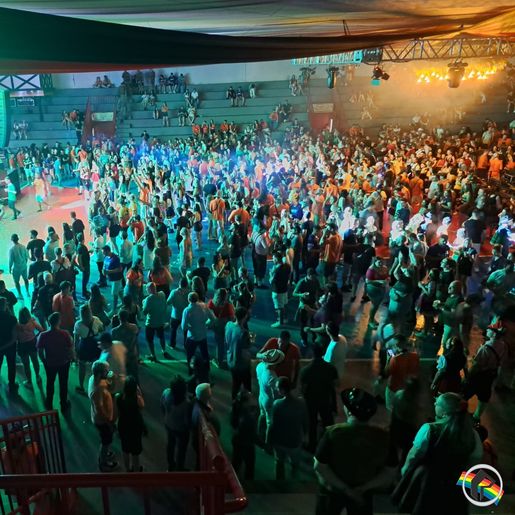 44ª Oktoberfest: Bailões agitam o público na noite deste sábado