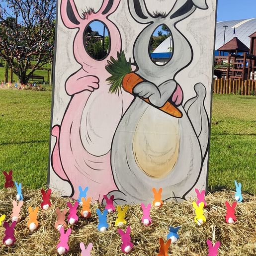 Administração de Princesa conclui decoração de Páscoa