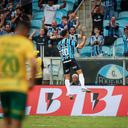 Cristaldo marca gol "sem querer", e Grêmio vence o Cuiabá na Arena