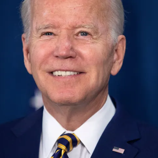 Aprovação de Biden cai pela 3ª semana e se aproxima de mínima recorde, diz pesquisa