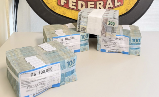PF apreende R$ 500 mil com candidato em Florianópolis