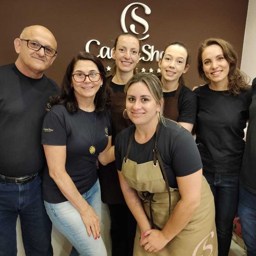 Inaugurada loja da Cacau Show em São José do Cedro; veja as fotos