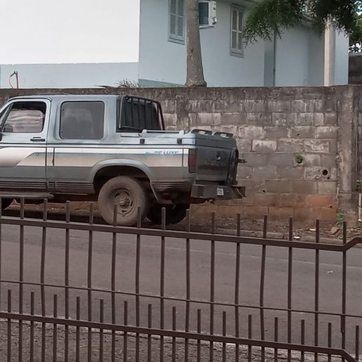 Veículo é furtado no centro de Iporã do Oeste