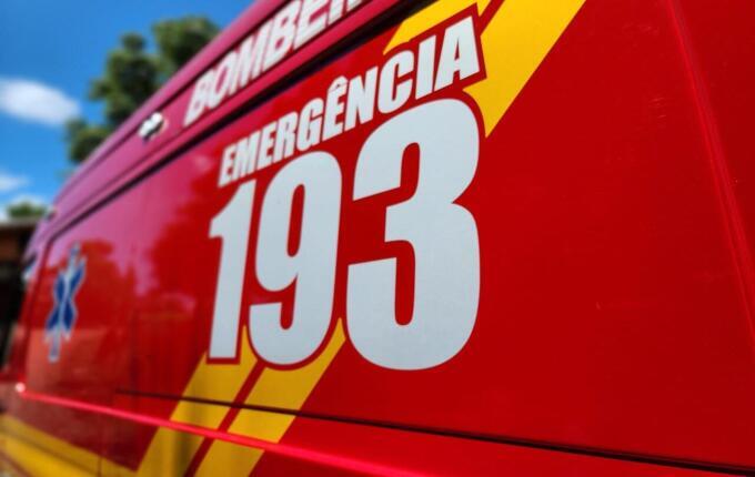 Motociclista fica ferida após colisão no trevo de acesso a São Miguel do Oeste