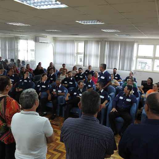 Ano letivo começa nesta quarta com zeladores nas escolas municipais de SMO