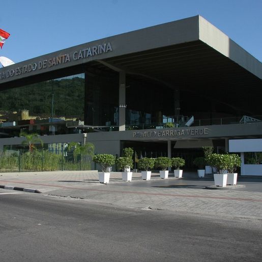 Líderes têm cinco sessões para indicar membros da comissão do impeachment