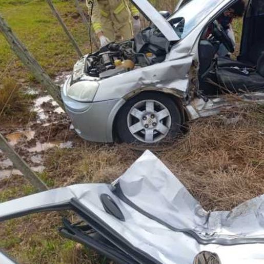 Carro com placas de Campo Erê se envolve em acidente na PR-180