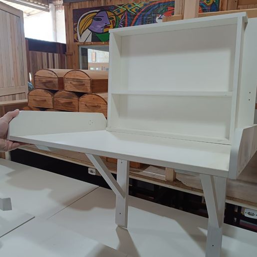 Hospitais públicos ganham novos móveis com mão de obra de detentos em SC