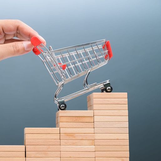 Vendas no comércio catarinense crescem 7,2% em um ano, aponta IBGE