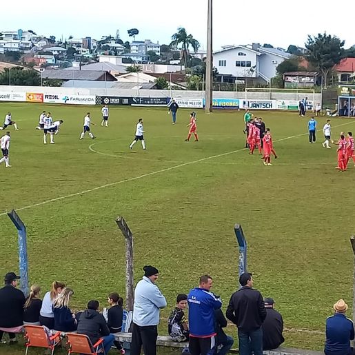 Grêmio União vence o Guarani de Xaxim pelo returno do Estadual Taça Unsa Bier