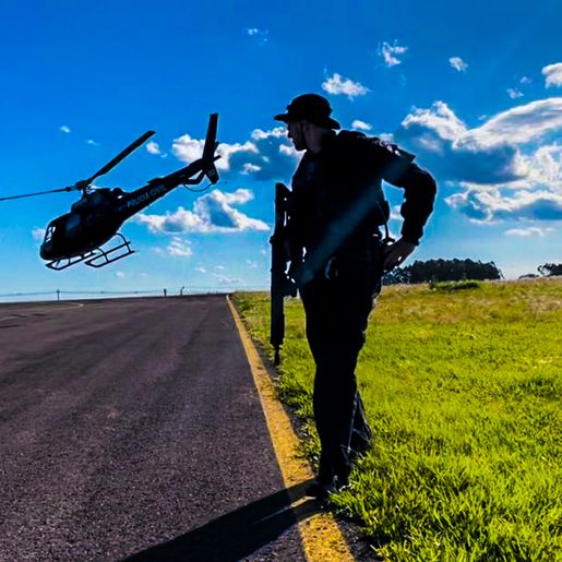 Policiais Civis participam de voos de monitoramento em SMO