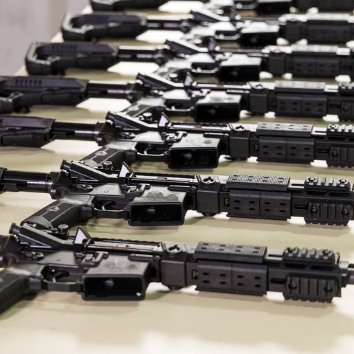 Governo de SC anuncia a aquisição de 350 novos fuzis israelenses para a Polícia Civil