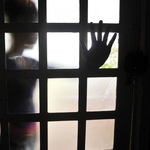 Homem da região é preso por manter filha de 12 anos em cárcere privado no Paraguai