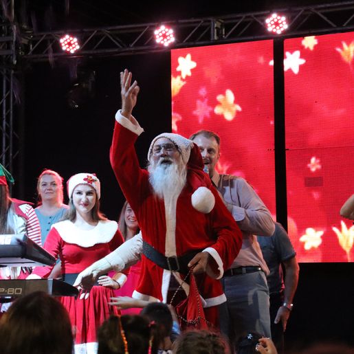 São Bernardino faz abertura do Natal Luz