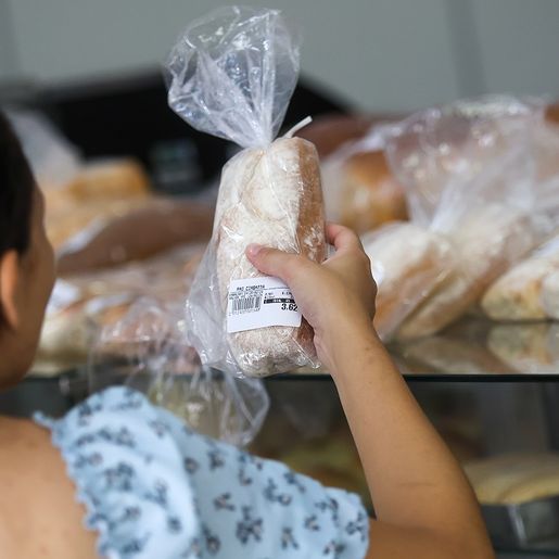 Comércio de Santa Catarina avança 5,9% em 2025, o triplo da média nacional