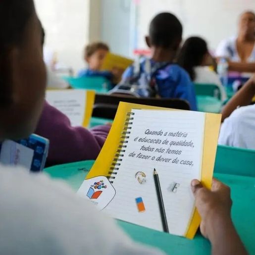 Santa Catarina recebe R$ 1 bilhão do BNDES para projetos de saúde e educação