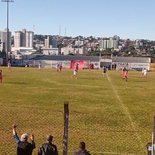 Cometa empata e termina invicto na fase de grupos Estadual de Amadores