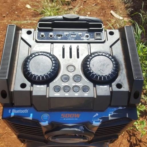 Após ter som apreendido, casal apedreja residências e agride vizinhos em Chapecó