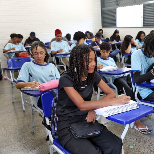 Pé-de-Meia Licenciaturas abre inscrições para 2026 e já beneficiou 107 estudantes em SC