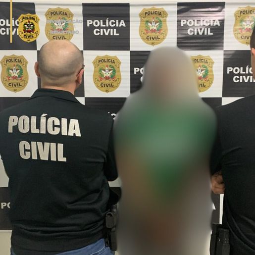 Suspeito de abusar da enteada é preso ao tentar fugir para a Argentina