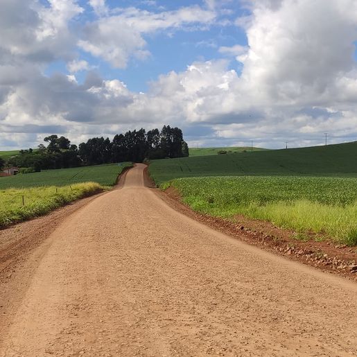 Administração conclui melhorias na estrada geral entre Vista Alta e Vila Rica