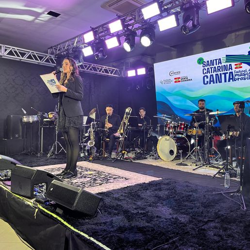 São Miguel do Oeste sedia etapa regional do Santa Catarina Canta 2025