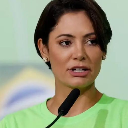 Michelle Bolsonaro rebate críticas sobre Tarcísio e chama Allan dos Santos de “ventríloquo”