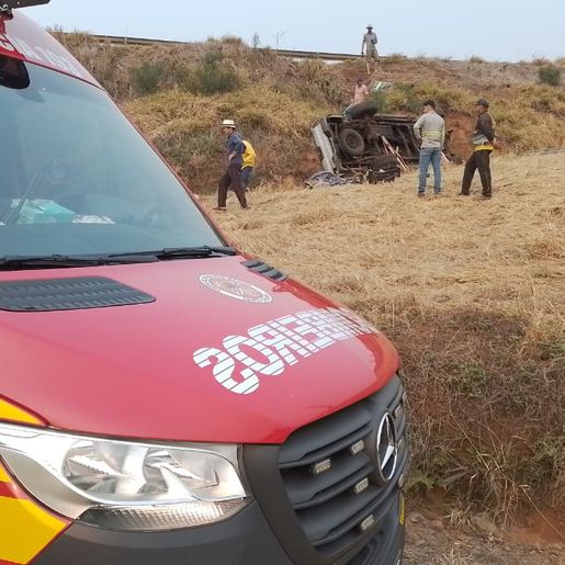 Motorista sofre mal súbito e capota veículo em São Lourenço do Oeste