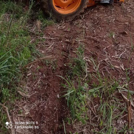 Trabalhador morre em acidente com trator