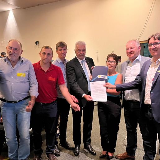 Comissão Pró-ponte faz reivindicação em Florianópolis