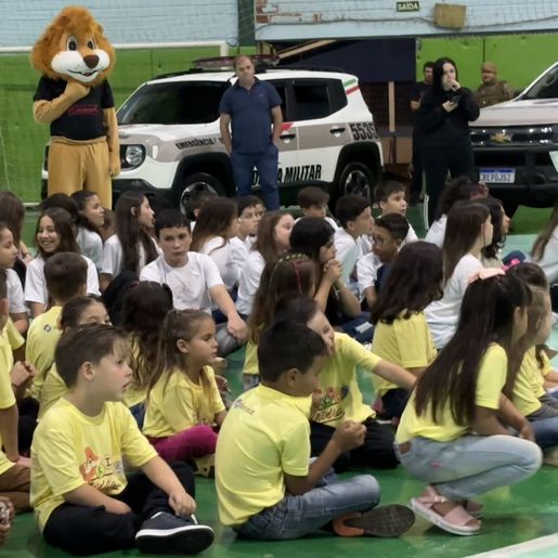 Formatura do PROERD em São Bernardino forma cerca de 90 alunos