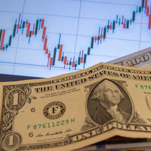 Taxa Selic deve subir a 13,25% nesta semana, maior patamar em 17 meses