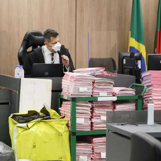 Caso da Boate Kiss vai a júri oito anos após tragédia; assista ao vivo